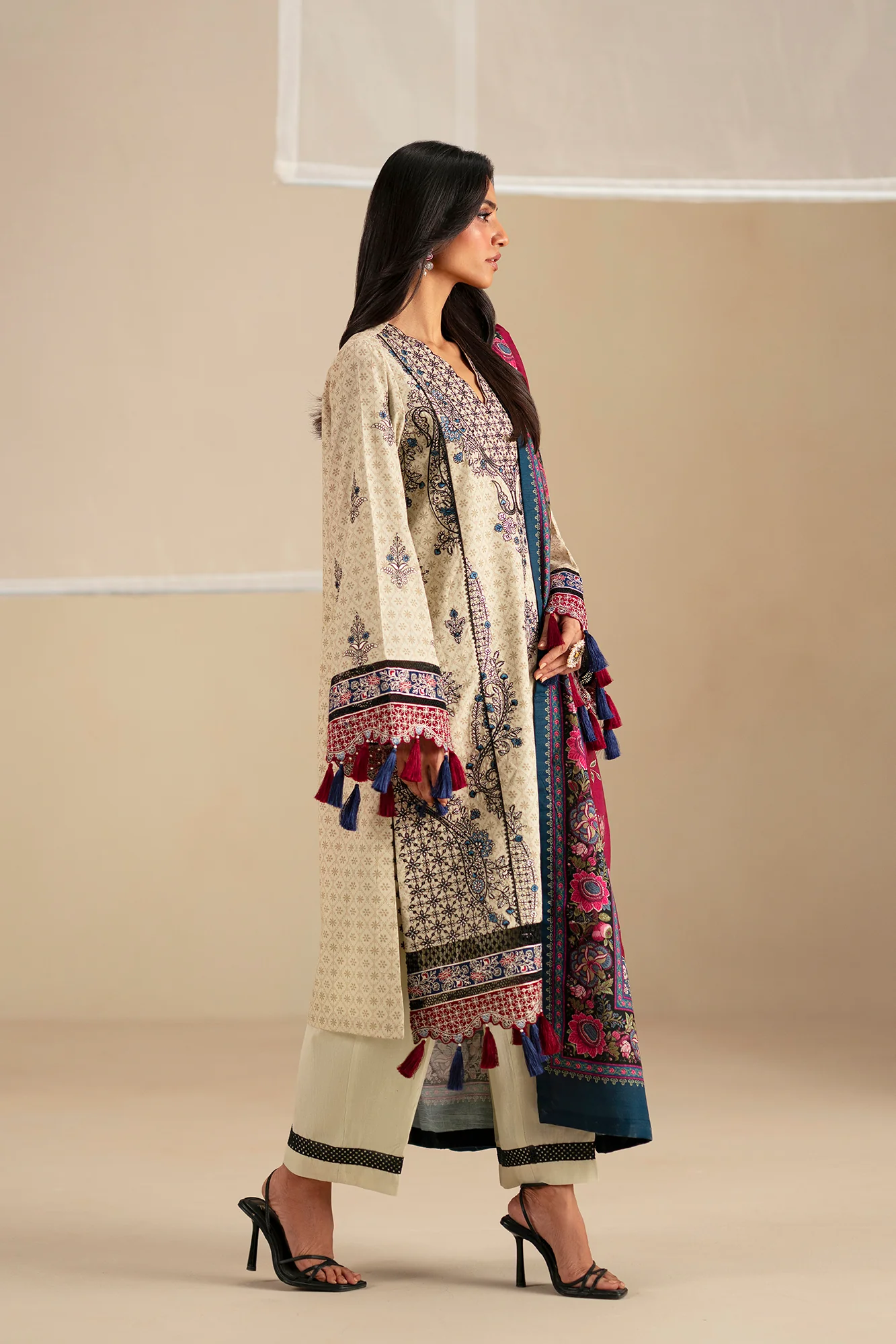 EMBROIDERED SUIT (E0797/203/112) - Image 7