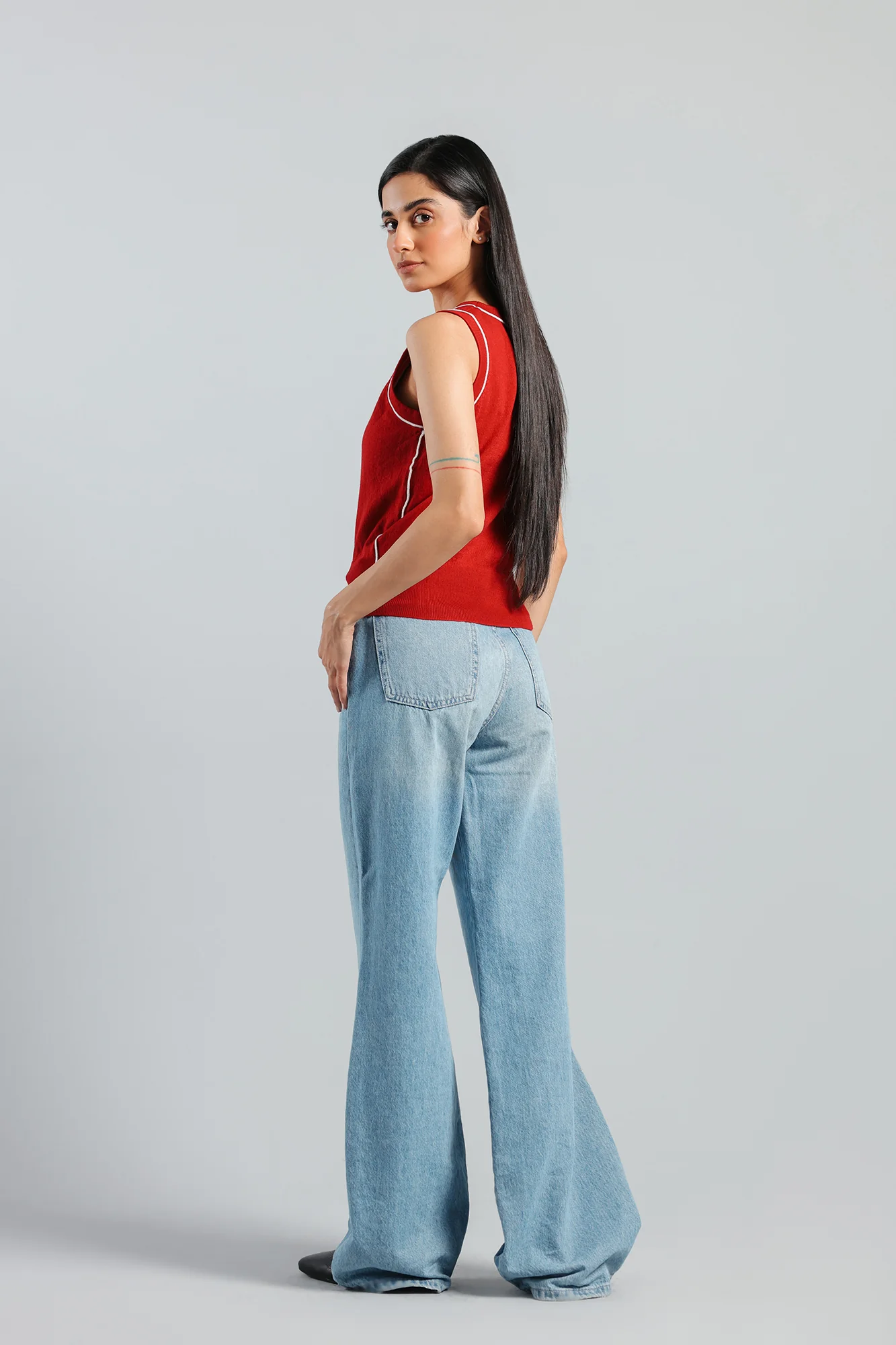 SLEEVELESS SWEATER (E2058/108/306) - Image 3