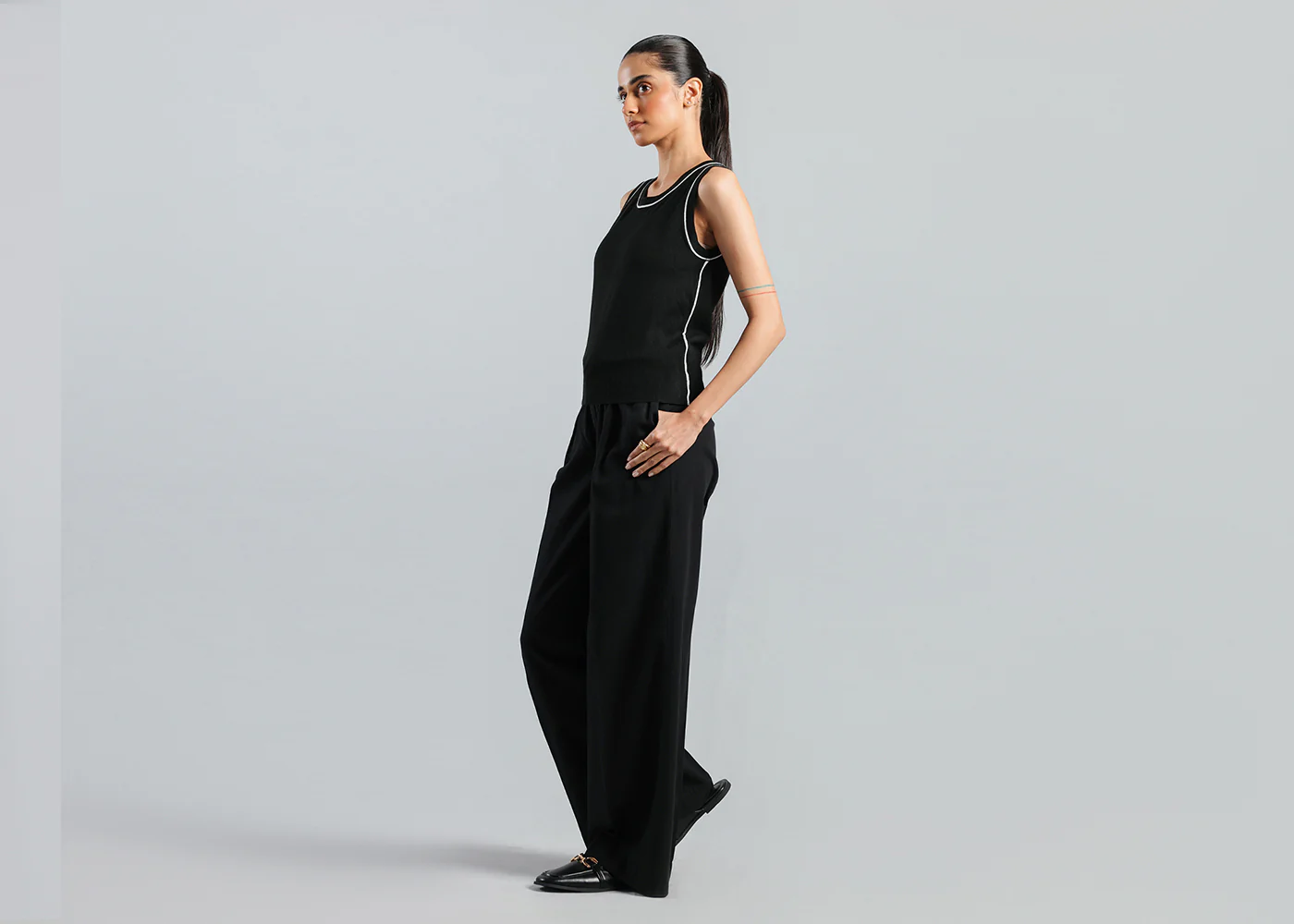 SLEEVELESS SWEATER (E2058/108/902) - Image 5
